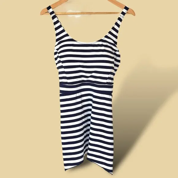 Denim & Co. Beach Handkerchief Hem Tankini Skirt Set Navy Stripe Size US 20 - Picture 1 of 9